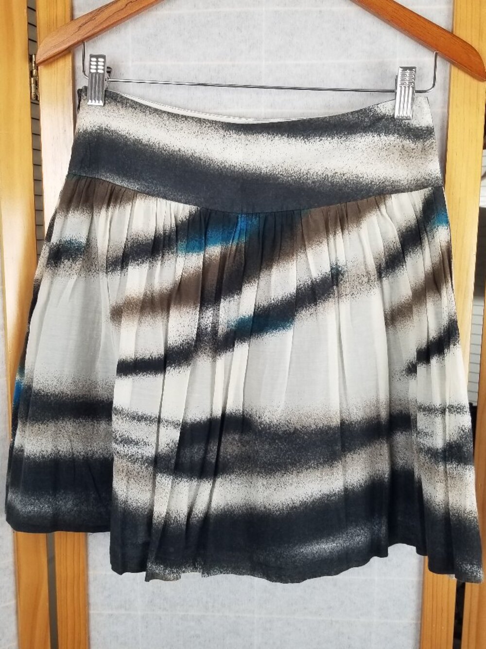 Kensie Pleated Mini Skirt Size 2 Cotton Silk Blend Abstract Print